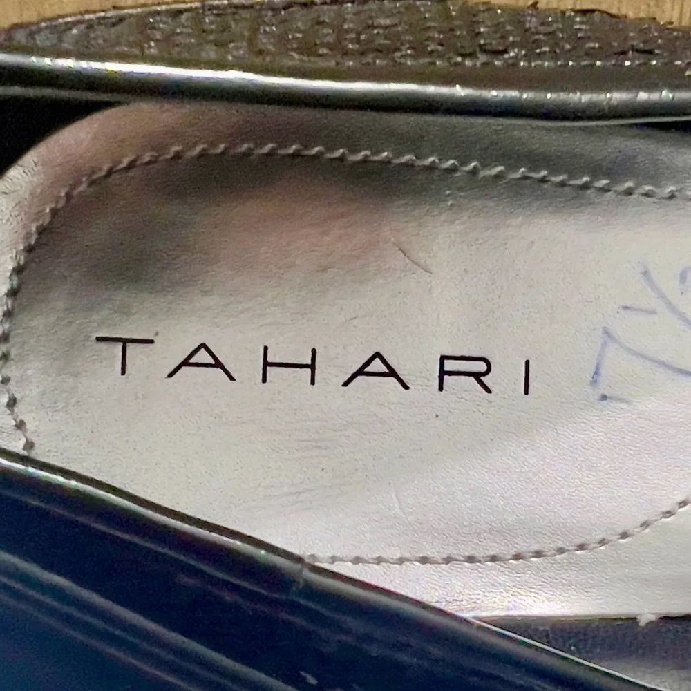 Tahari Black Sequins‎ heels