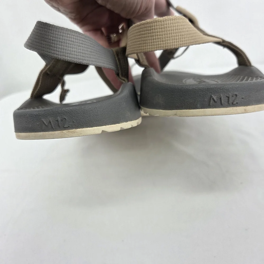 Chaco Men's Bodhi Earth Gray Sandals sz 12