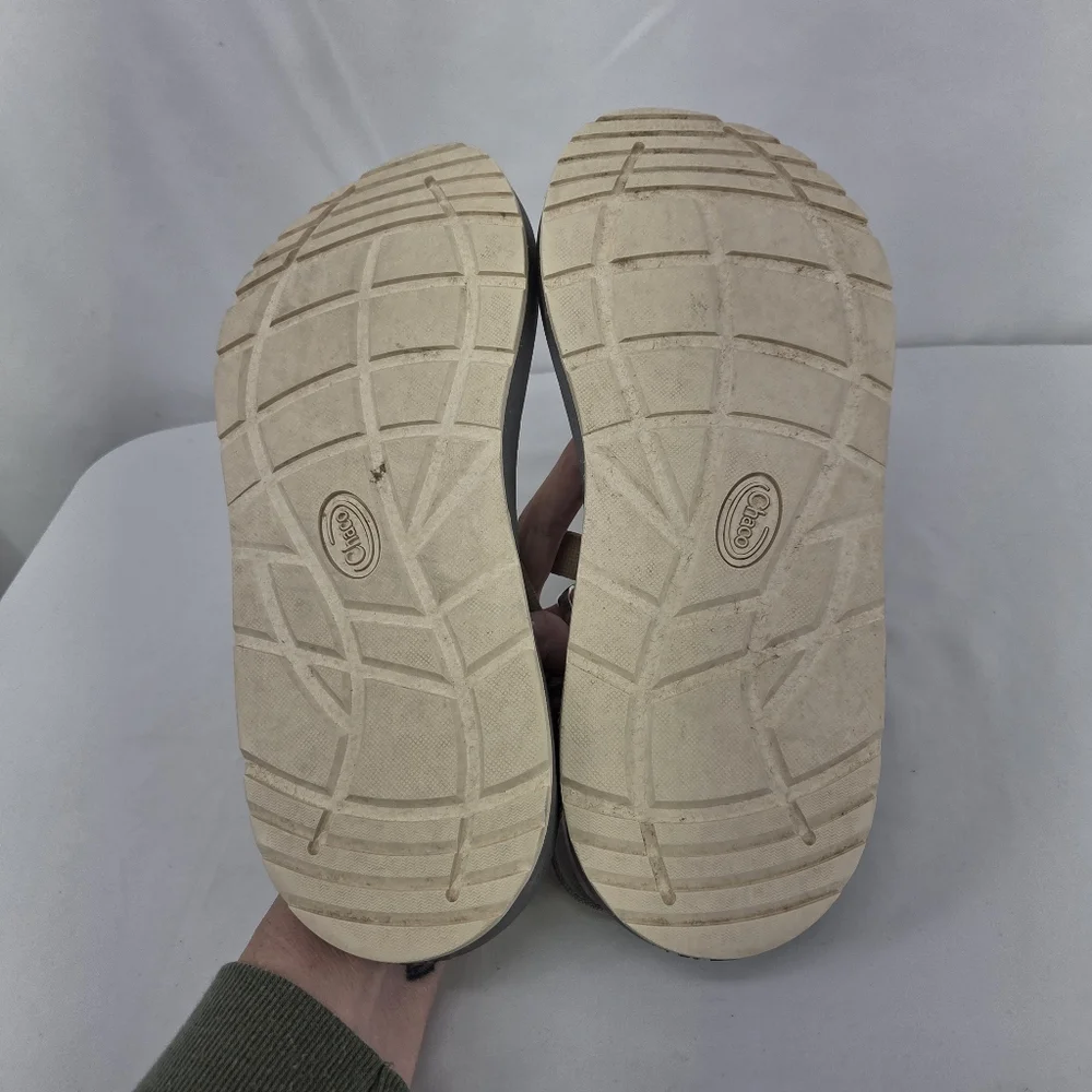 Chaco Men's Bodhi Earth Gray Sandals sz 12
