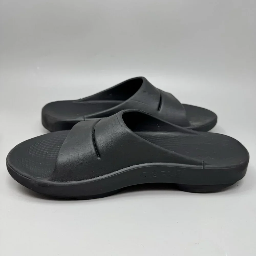 OOFOS Slides Ooahh Black Comfort Orthopedic Recovery Sandals Men’s Size 9