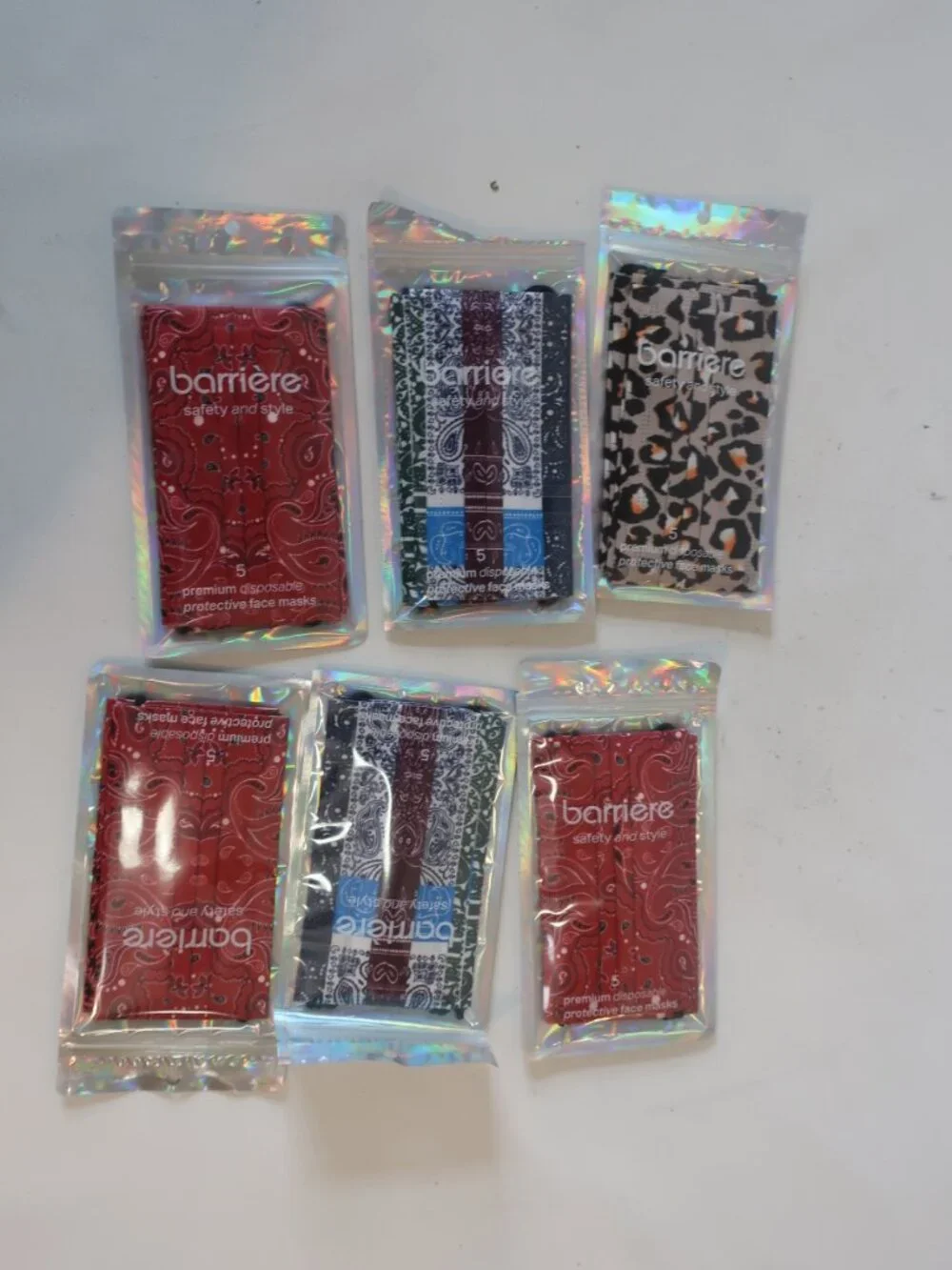 NWT Barriere Red Green (Item-B) Mix Lot-30 Disposable Bandana Protec Face Masks
