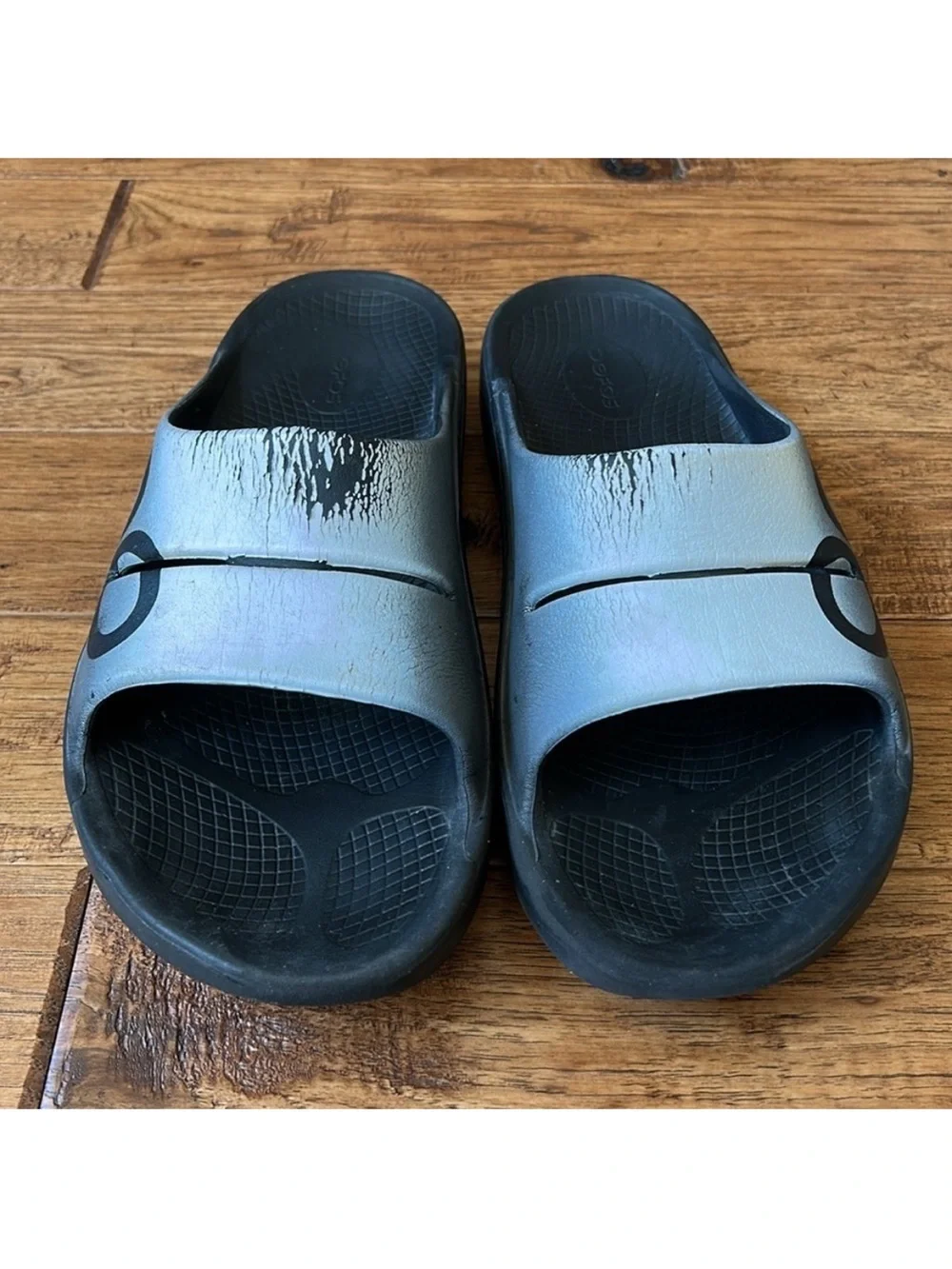 Oofos Ooahh Sport Slide Sandals Recovery Shoes Black White Size Men 11 Women 13