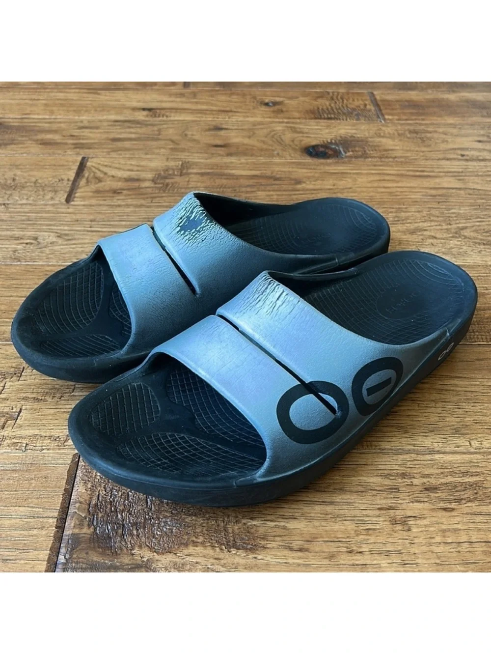 Oofos Ooahh Sport Slide Sandals Recovery Shoes Black White Size Men 11 Women 13