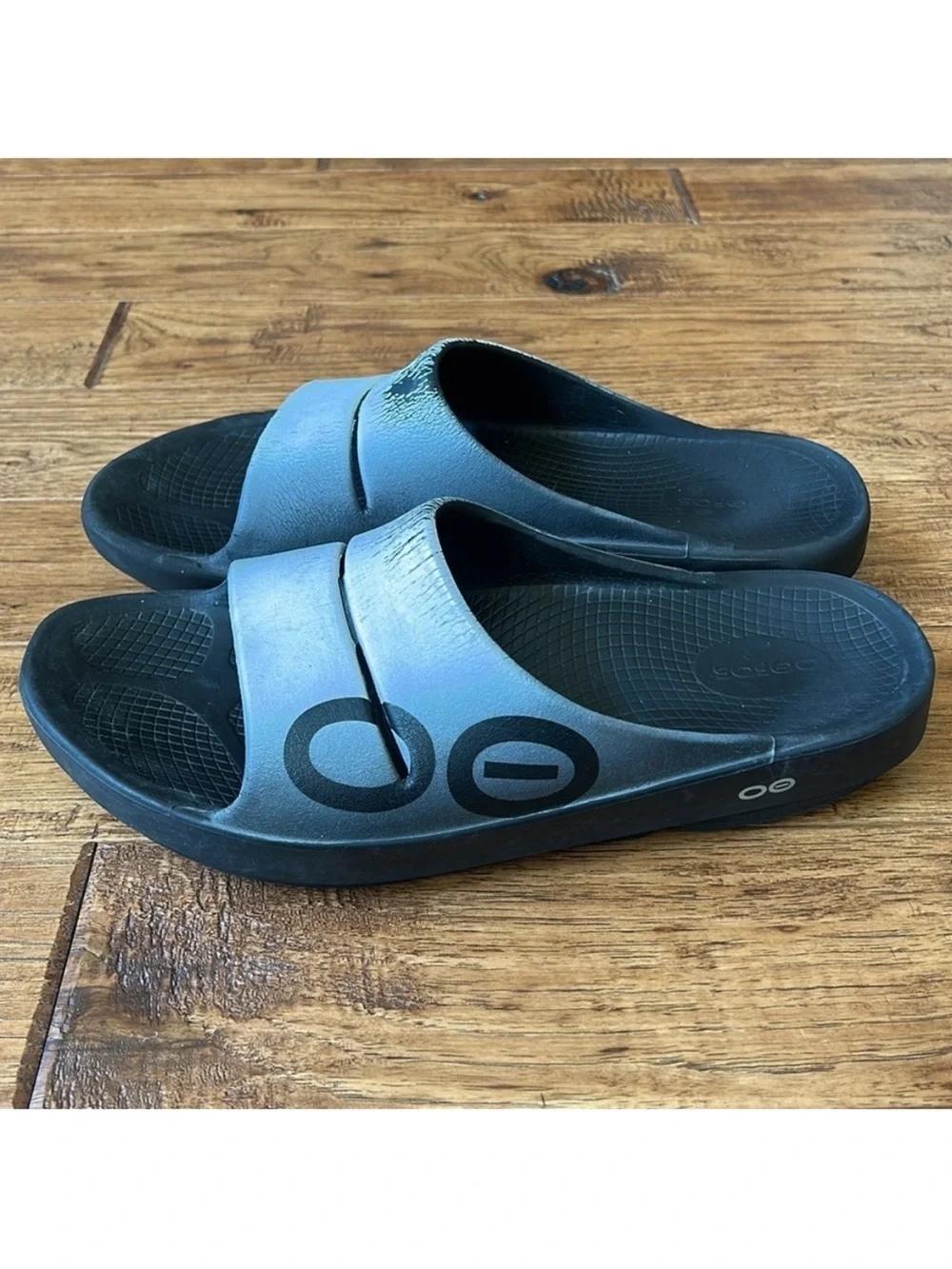 Oofos Ooahh Sport Slide Sandals Recovery Shoes Black White Size Men 11 Women 13