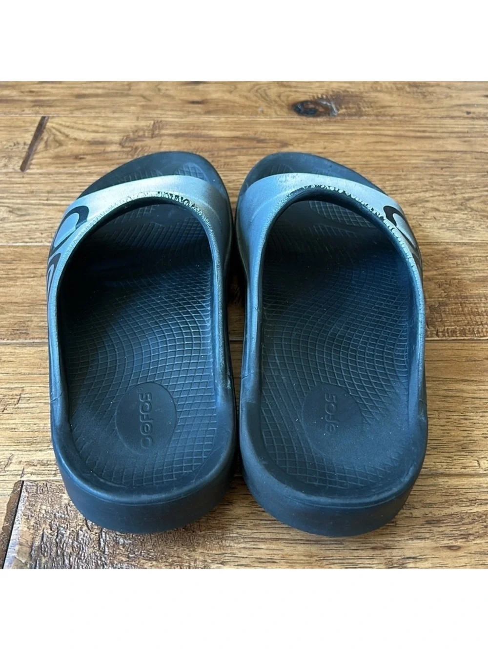 Oofos Ooahh Sport Slide Sandals Recovery Shoes Black White Size Men 11 Women 13