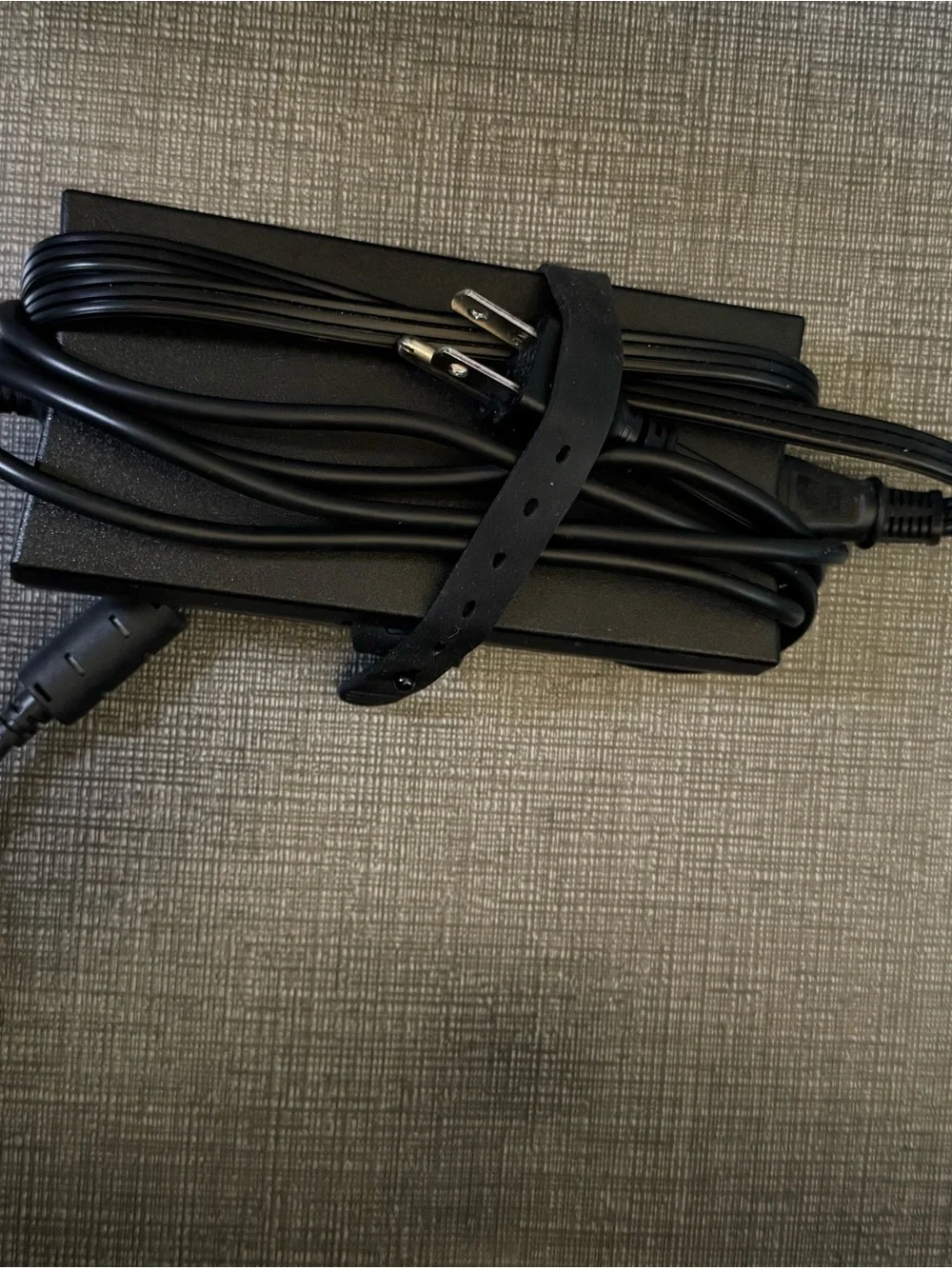 Dell D6000 Universal Docking Station – USB-C Triple 4K Display ✅ Used & Working