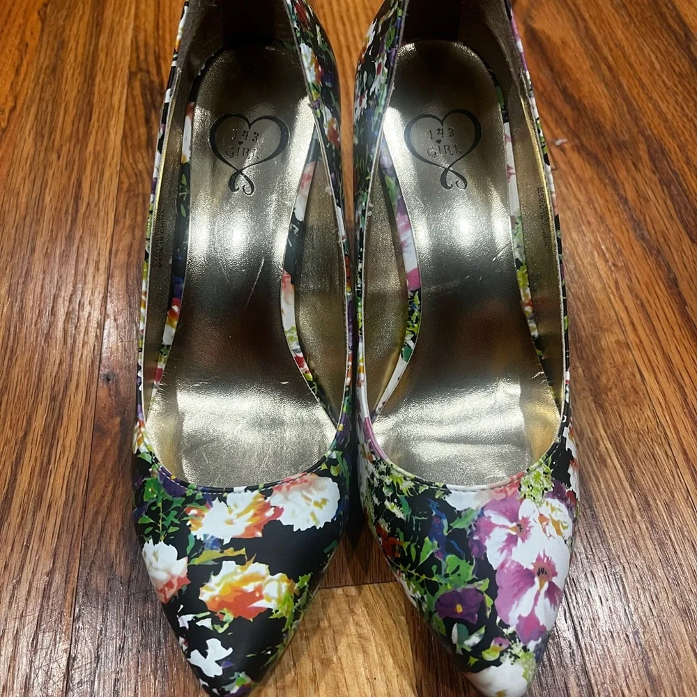 143 Girl Black Floral Heels‎