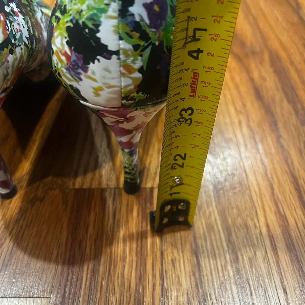 143 Girl Black Floral Heels‎