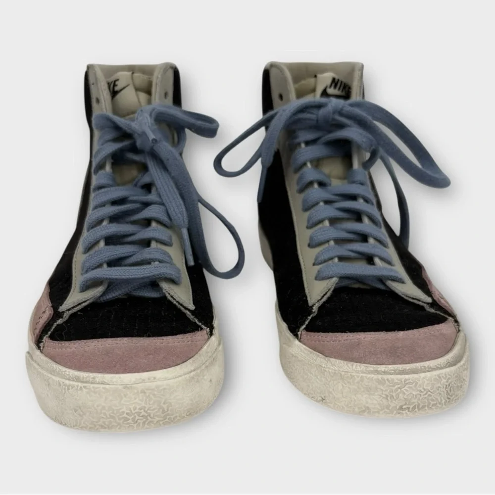 Nike Blazer Mid '77 Nike By You Shoe in Black With Pink Men’s 6.5 / Women’s SZ 8
