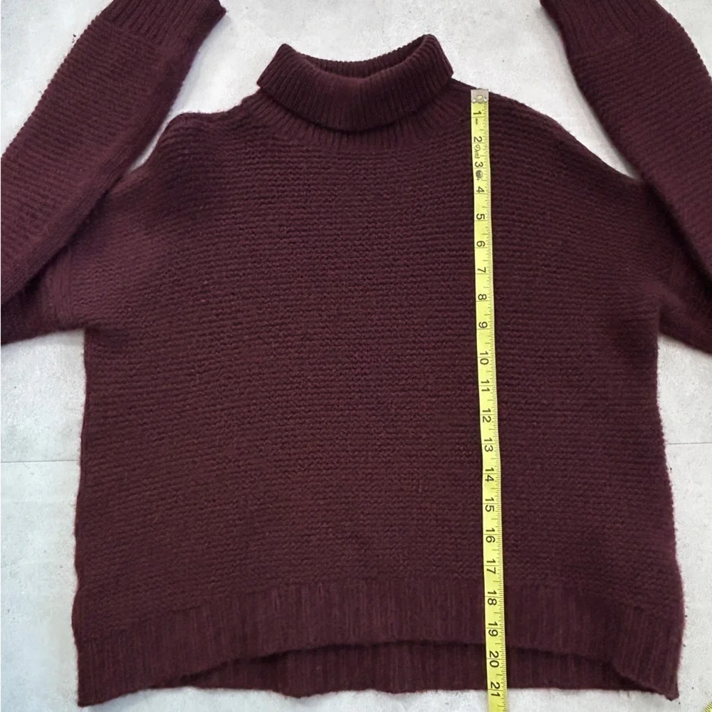 Vince Cashmere Wool Blend Chunky Turtleneck Sweater, Eggplant, Size XS