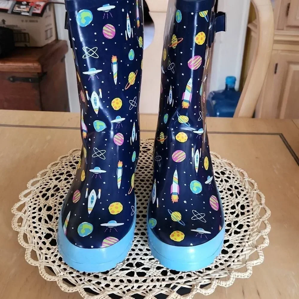 Aleader outerspace blue rainboots size 5
