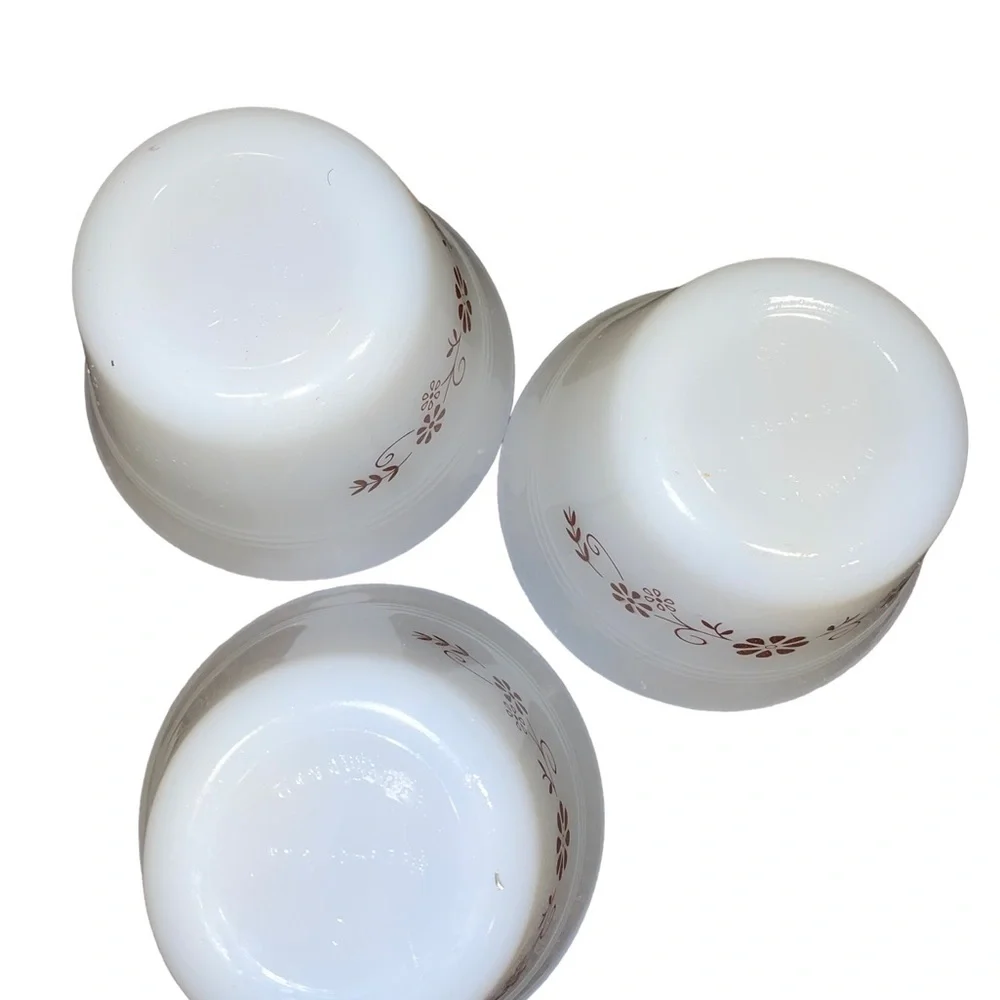 Set 3‎ Dynaware Pyr-O-Rey Custard Brown Floral Daisy Cups Milk Glass Dynaware