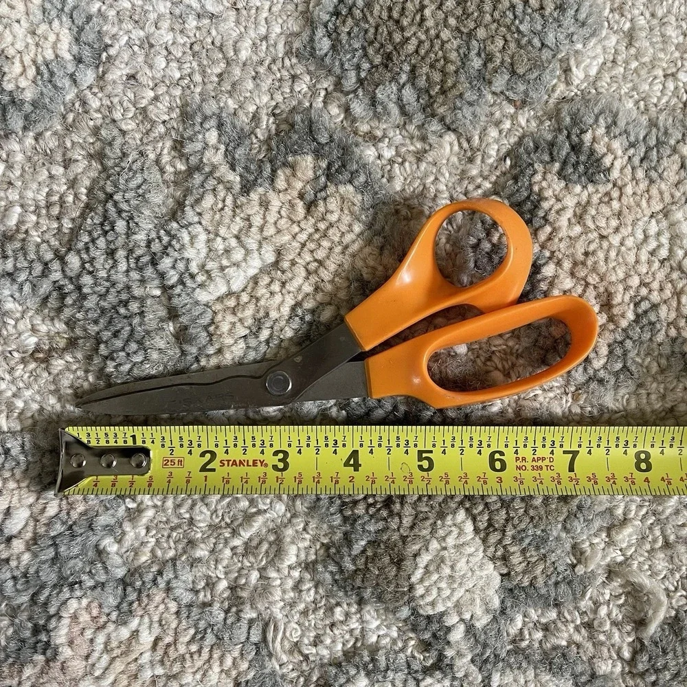Vintage FISKARS‎ 81 Stainless Steel Scissors Sewing Craft USA 7 in Orange Handle