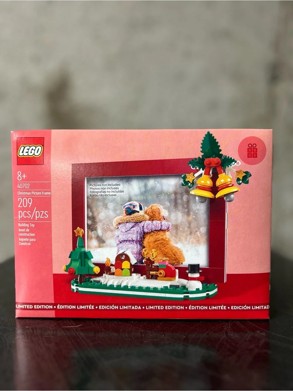 LEGO Holiday Picture Frame Building Set (40702)
