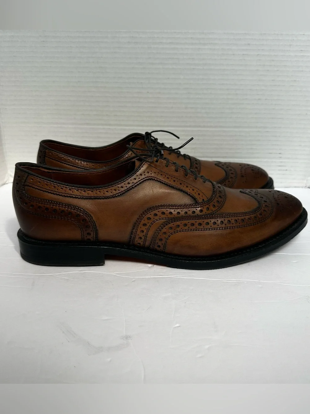 Allen Edmonds Men’s Brown MCALLISTER Wingtip Oxford Almond Toe Shoes- Size 11