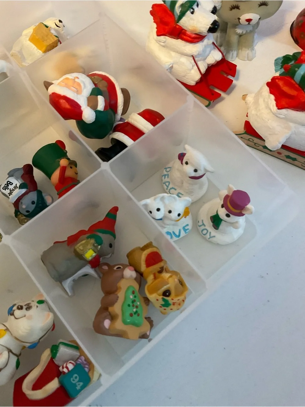 Vintage Hallmark Merry Miniatures Huge Lot Of 33 Christmas Mouse