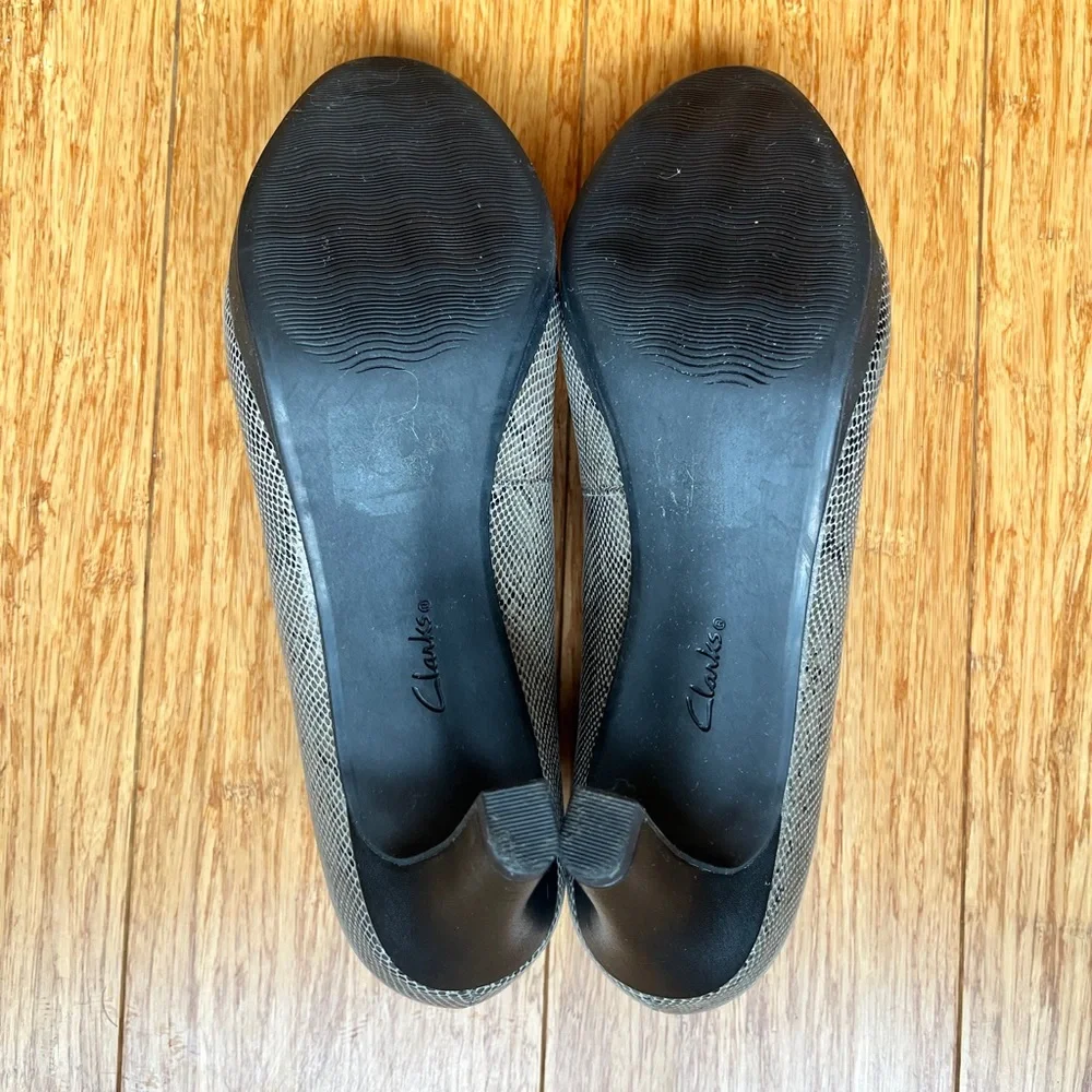 New Clarks Womens Artisan Ortho Cushion Pump 3'' Heel Faux Snake Skin Gray 7.5