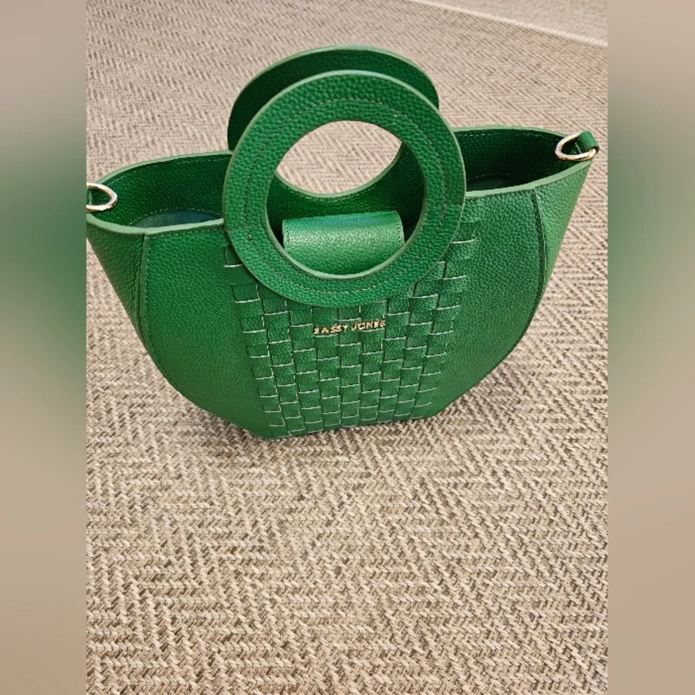 Sassy Jones Green Woven Circle-Handle Tote