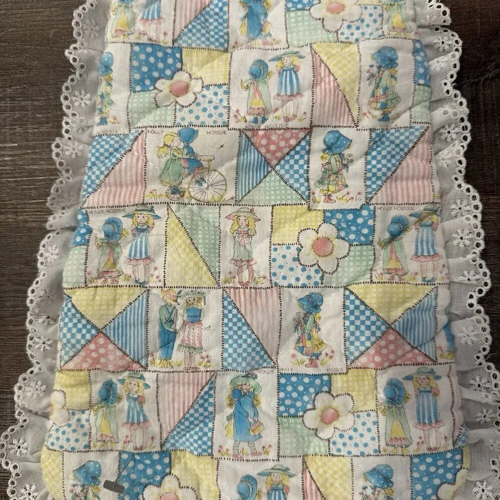 Vintage Holly Hobbie Patchwork Fabric Burp Rag Cloth‎ Shoulder Ruffle 26”x8”