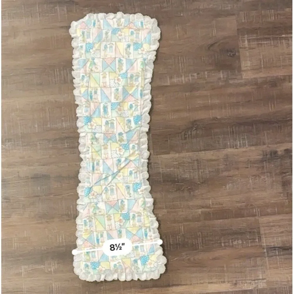 Vintage Holly Hobbie Patchwork Fabric Burp Rag Cloth‎ Shoulder Ruffle 26”x8”