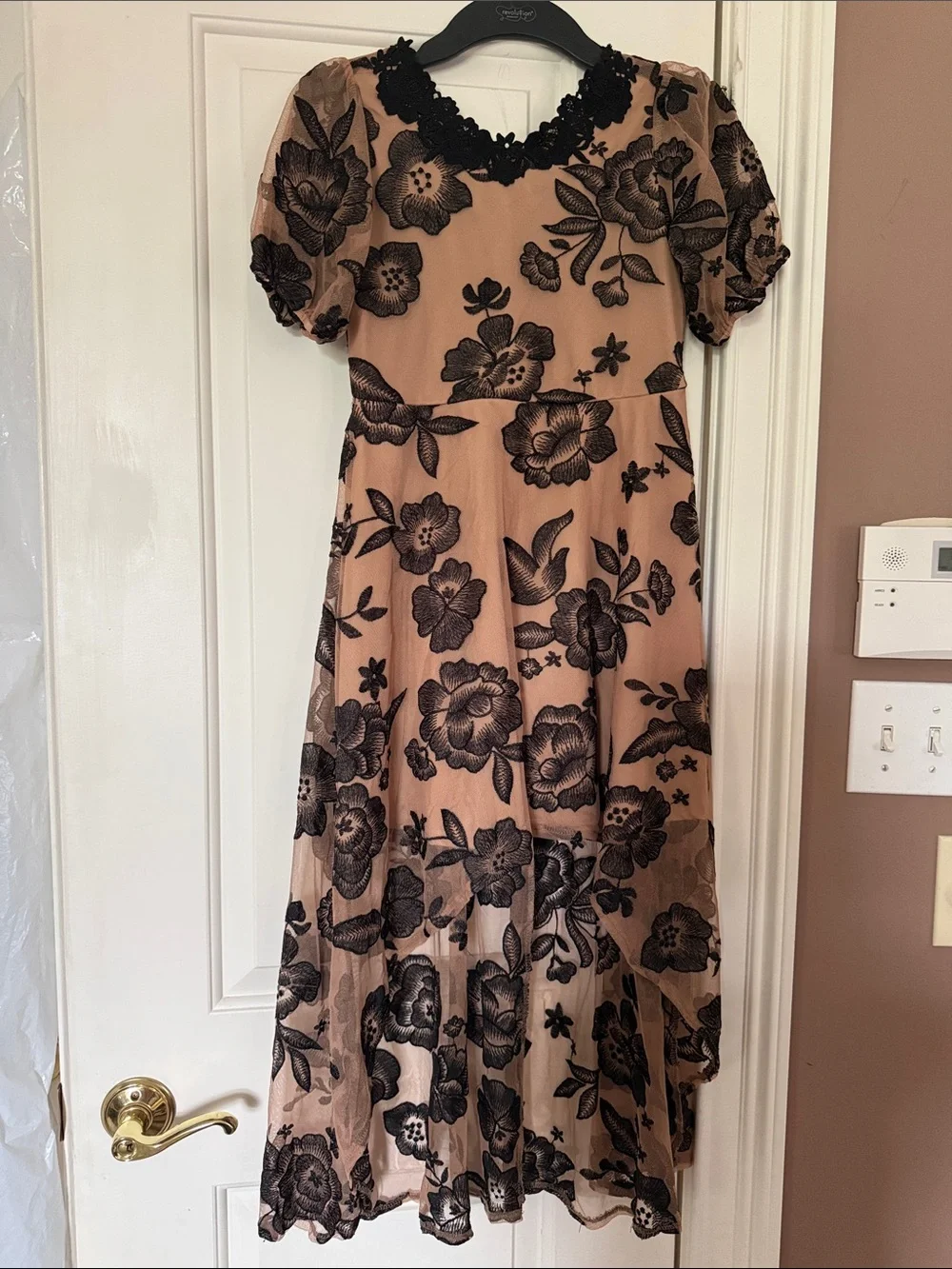 Floral Lace Overlay Short-Sleeve Midi Dress - Blush & Black