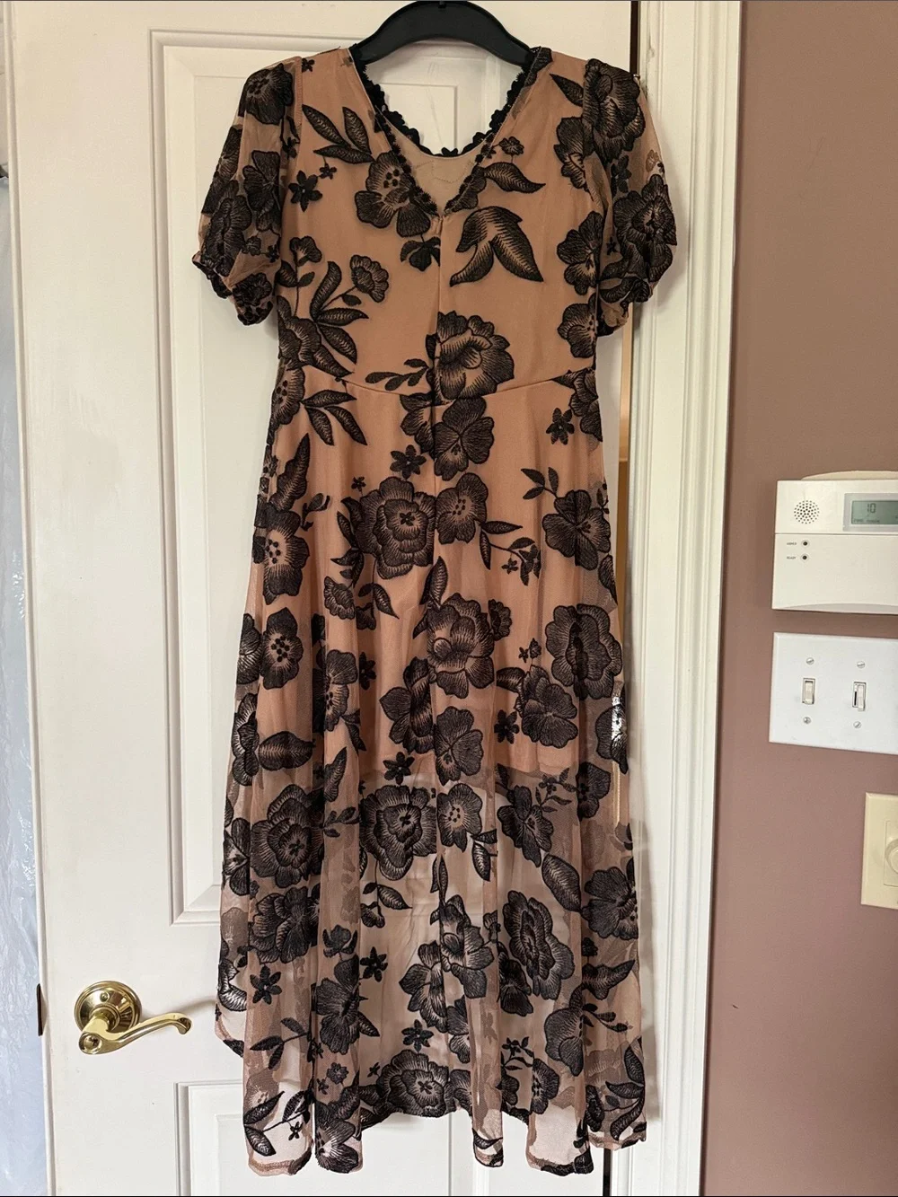 Floral Lace Overlay Short-Sleeve Midi Dress - Blush & Black