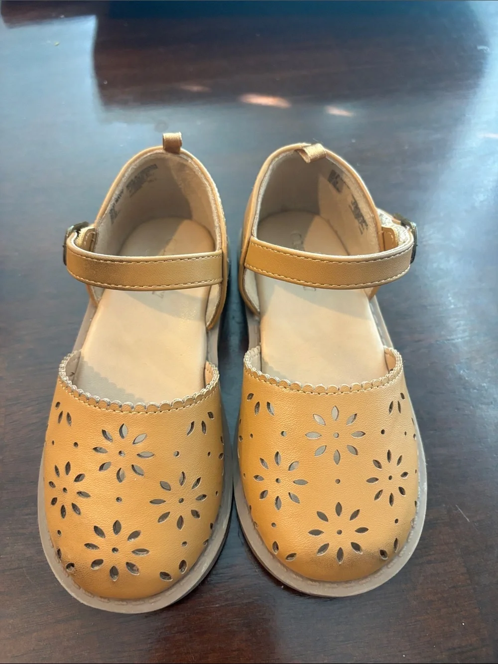 Kids Mary Jane Sandals — brown Floral Cutout