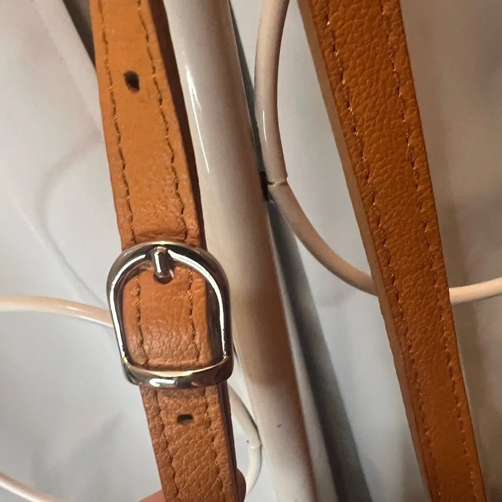 Compact Davina Firenze Italian Black and Tan Crossbody Bag with Adjustable Strap