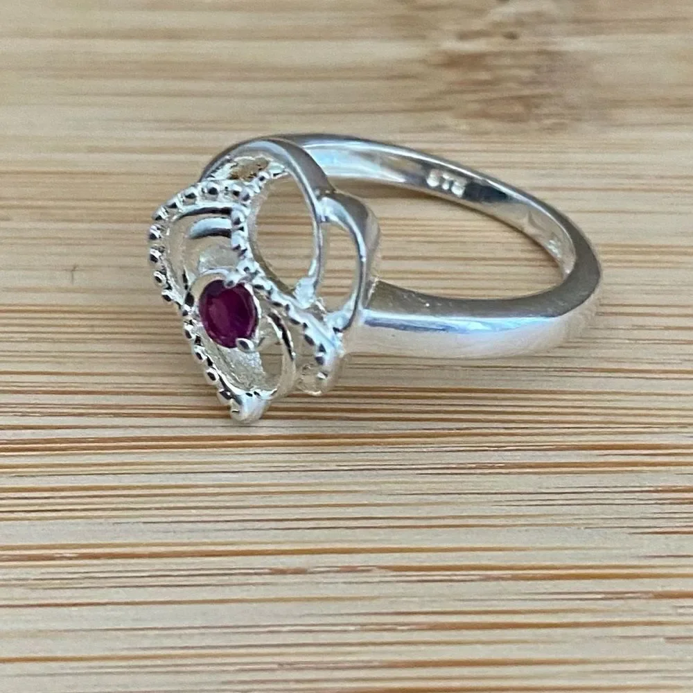 STS Sterling Silver 925 Amethyst Stone Ring. Size 6. EUC!