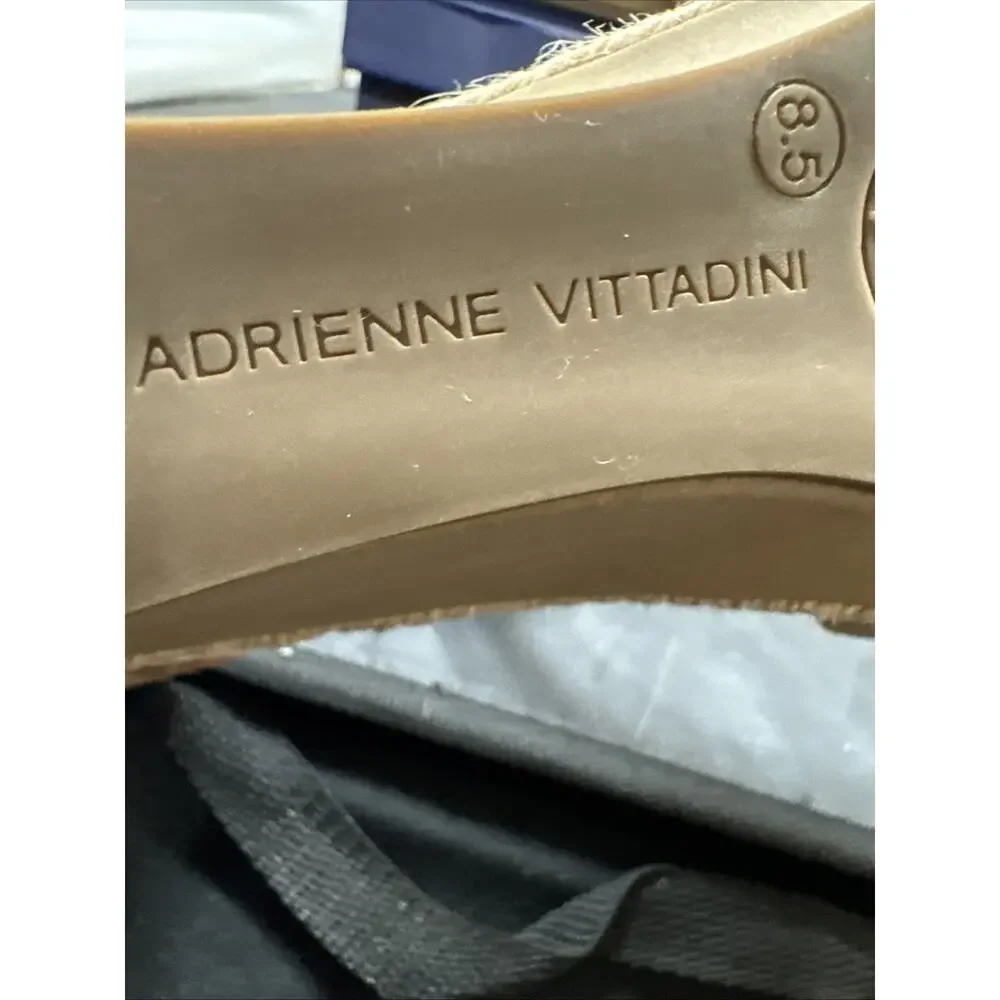ADRIENNE VITTADINI TRIVIA Wedge Sandals Taupe Ankle Strap Women's Size 8.5 New