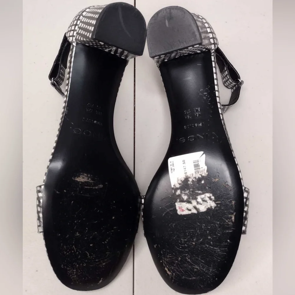 Vince Rita Checkered Sz 7.5 Leather Minimalist Contemporary Ankle Strap Sandals