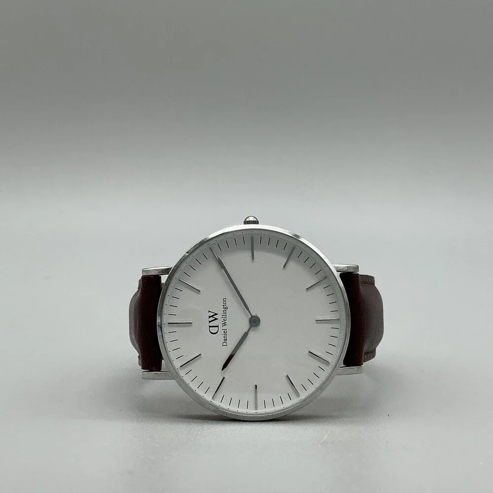 Daniel Wellington Womens Watch 36mm White Dial Brown Leather Classic New Battery