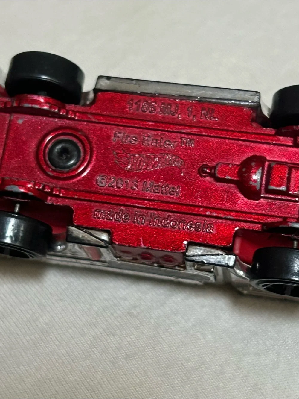 ❌SOLD❌Hot Wheels Fire Eater Chrome Silver Fire Engine No 7 Truck Diecast