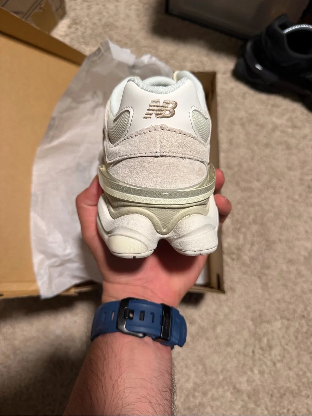 New Balance 9060 ‘Beige White’