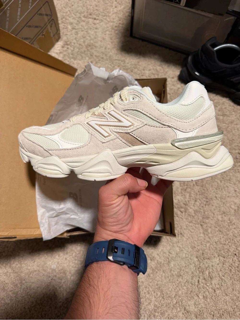 New Balance 9060 ‘Beige White’