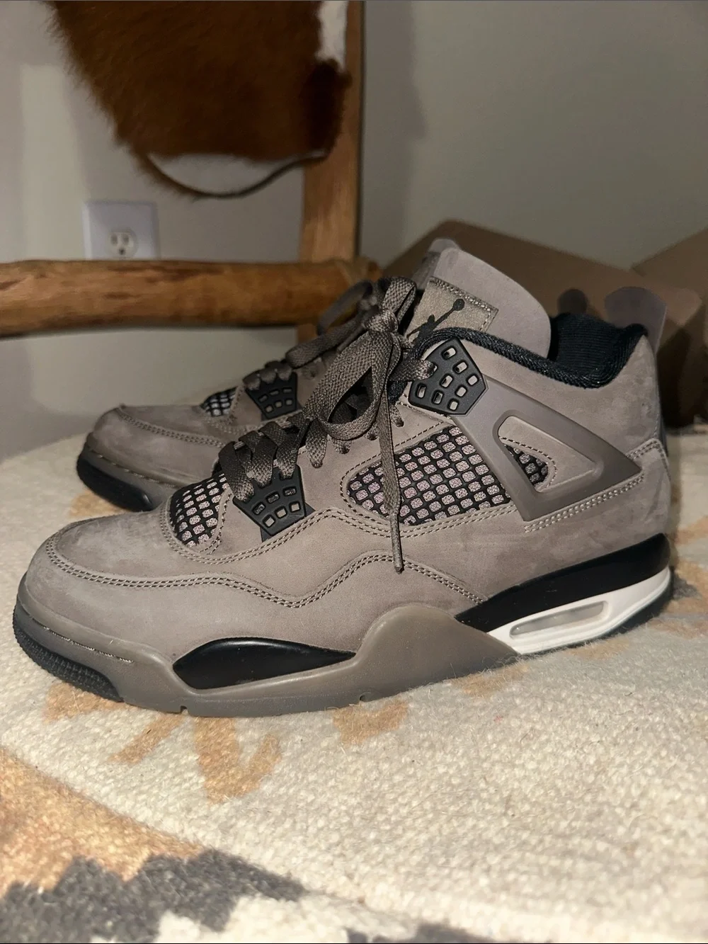 Jordan 4 Cave stone