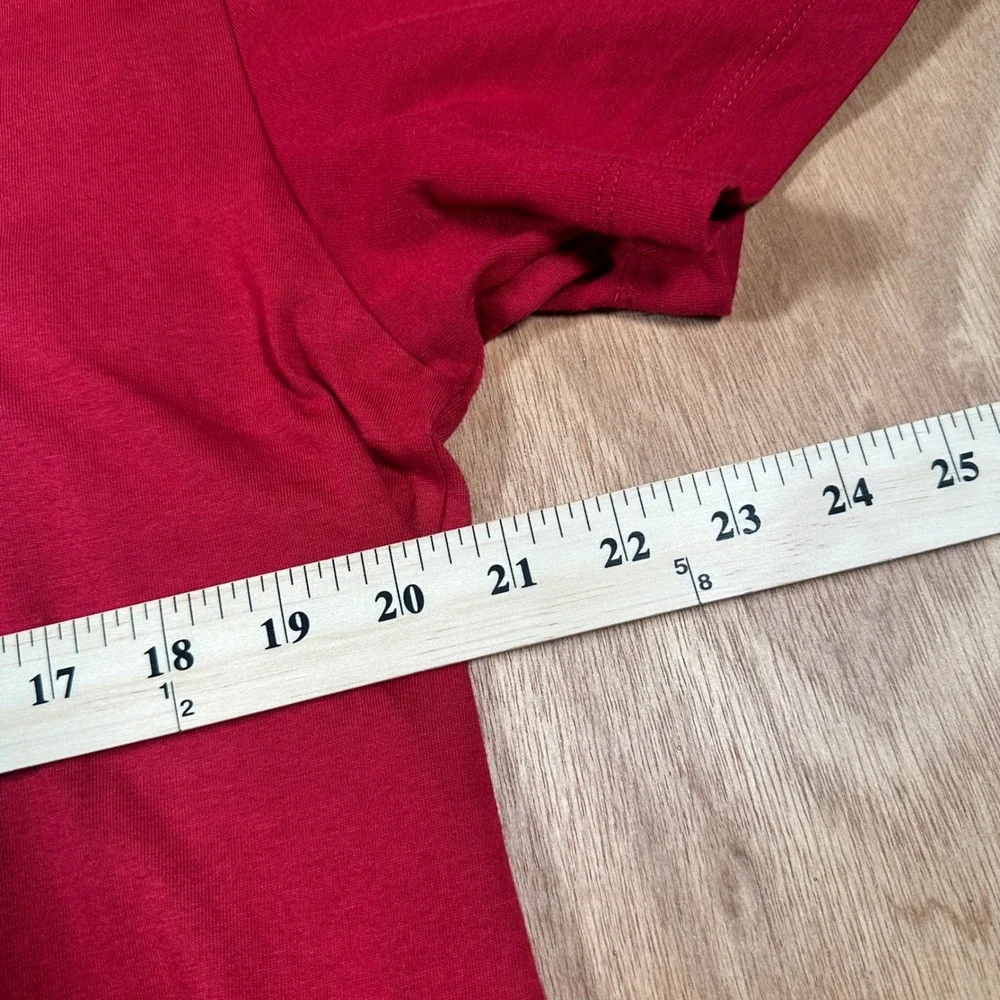 True Religion T-Shirt Mens XL Red Graphic Logo Short Sleeve Cotton Casual Tee