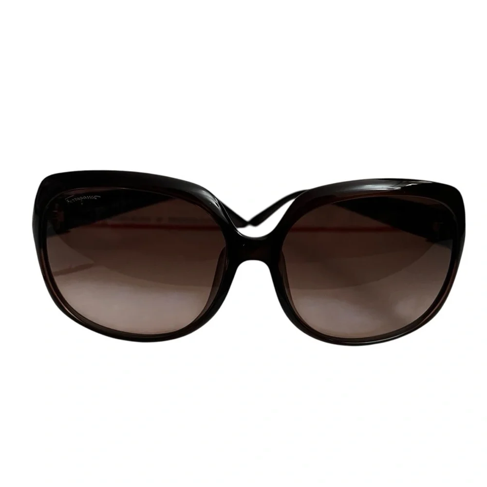 NWB Salvatore Ferragamo Brown Sunglasses Authentic Luxury Elegant Timeless