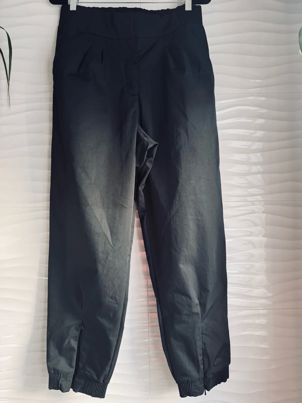 Nike Sportswear Dri-FIT Tech Pack High Waist