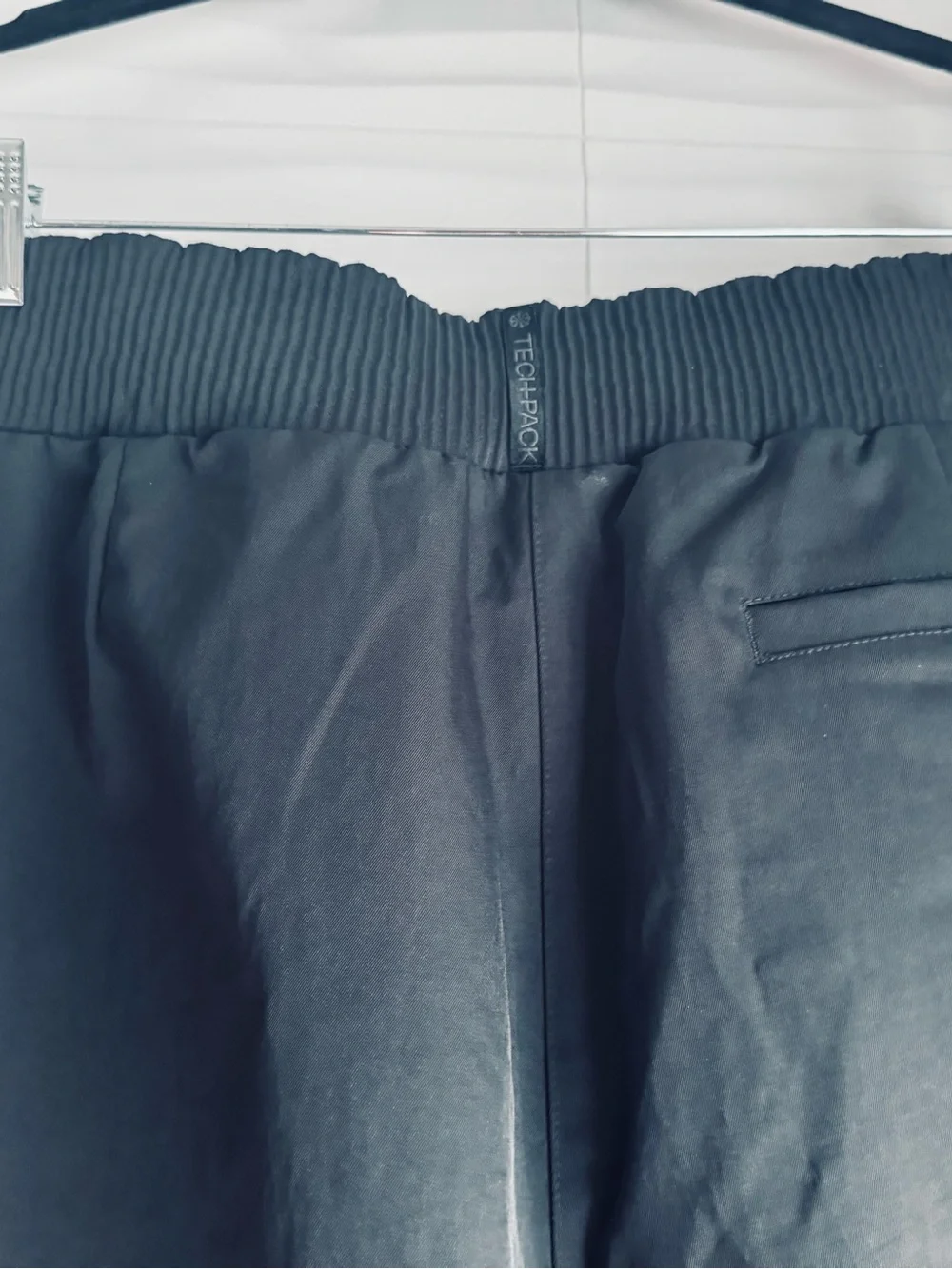 Nike Sportswear Dri-FIT Tech Pack High Waist