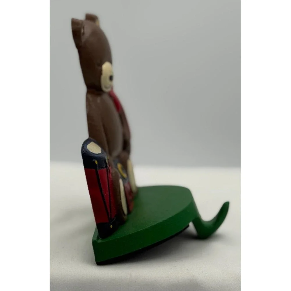 1992 Lillian Vernon Cast Iron Bear Stocking Holder 5