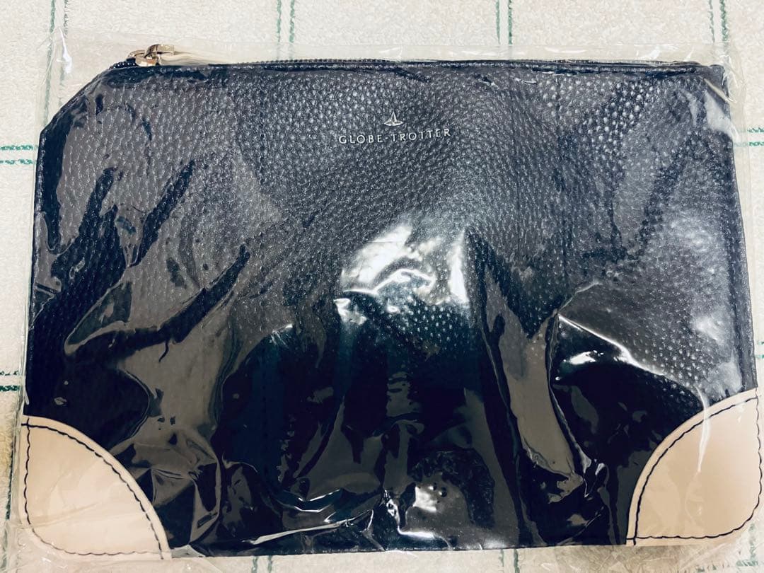 [GLOBE-TROTTER x ANA] Navy Leather Fragment Case