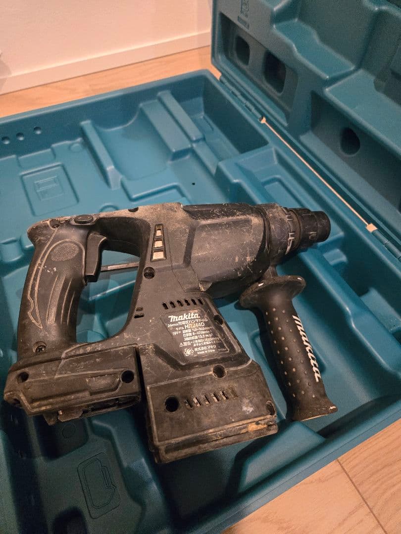 Makita HR244D Hammer Drill - Junk