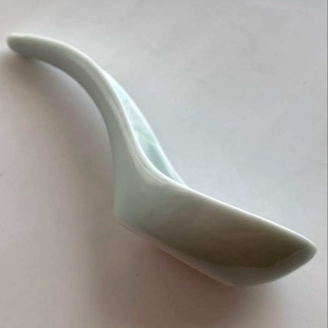 Arita Ware Kinsho-do ★ Dancing Butterfly Tonkotsu ★ With Spoon ★ Small Bowl ★ Pouring Pot ★ Dressing ★ Sauce Pot