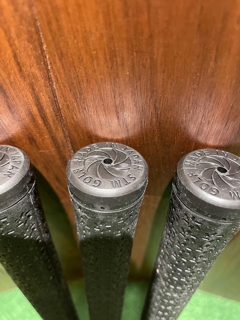 New STM M1 Grips, Set of 3, No Backline