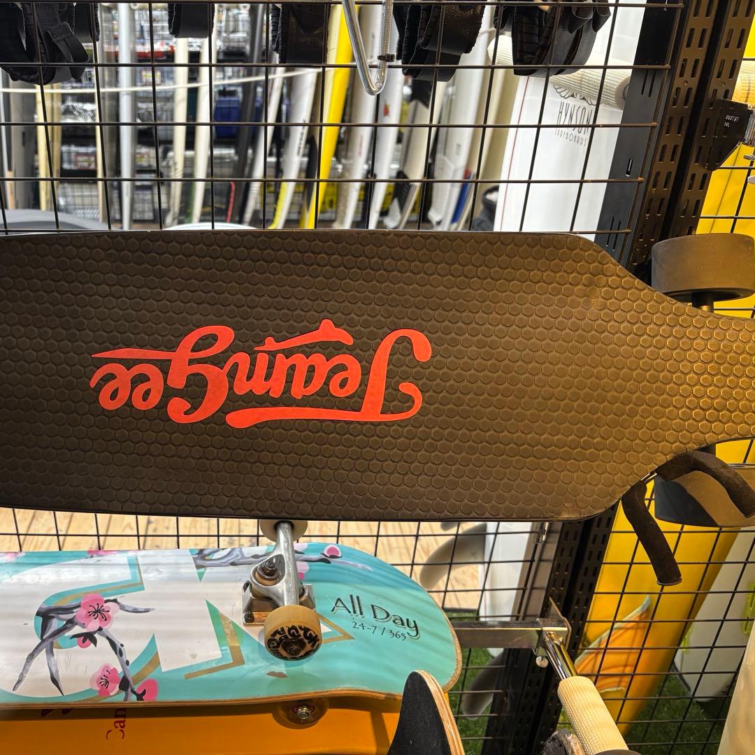 Limited time offer! Free shipping! Very popular! Latest model electric skateboard!
