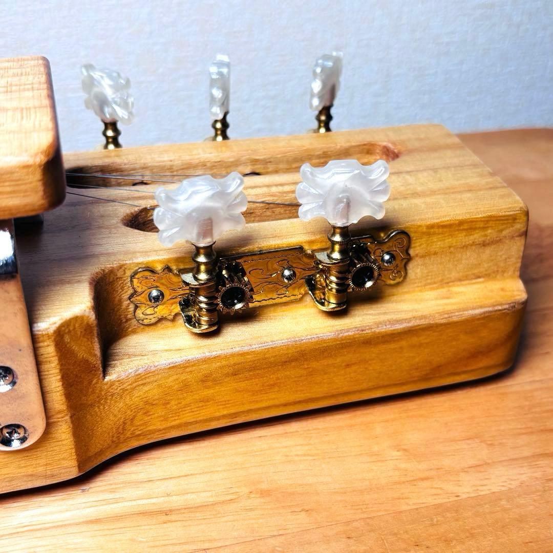 Taishogoto Shikishima Kotodenryu Innocence Finish Wooden Hard Case Included String Instrument