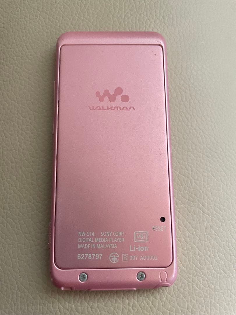 SONY Walkman NW-S14 Pink 8GB with Speaker Dock